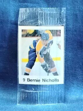 3/$25 Sealed 1988/89 Frito-Lay Bernie Nicholls Mini NHL Stars Sticker Card!!